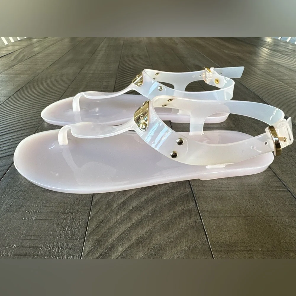 MICHAEL Michael Kors - MK Plate Jelly Thong Sandals Women's Size 7 (NWOT)